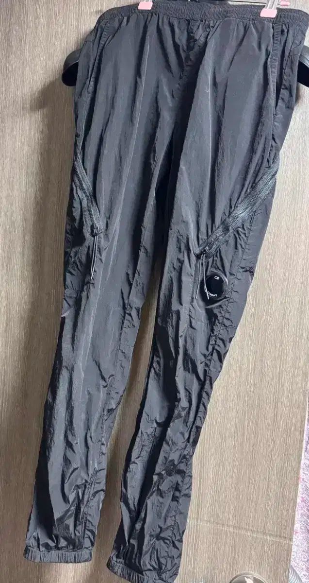 CPカンパニー キッズ ナイロン ジョガーパンツ