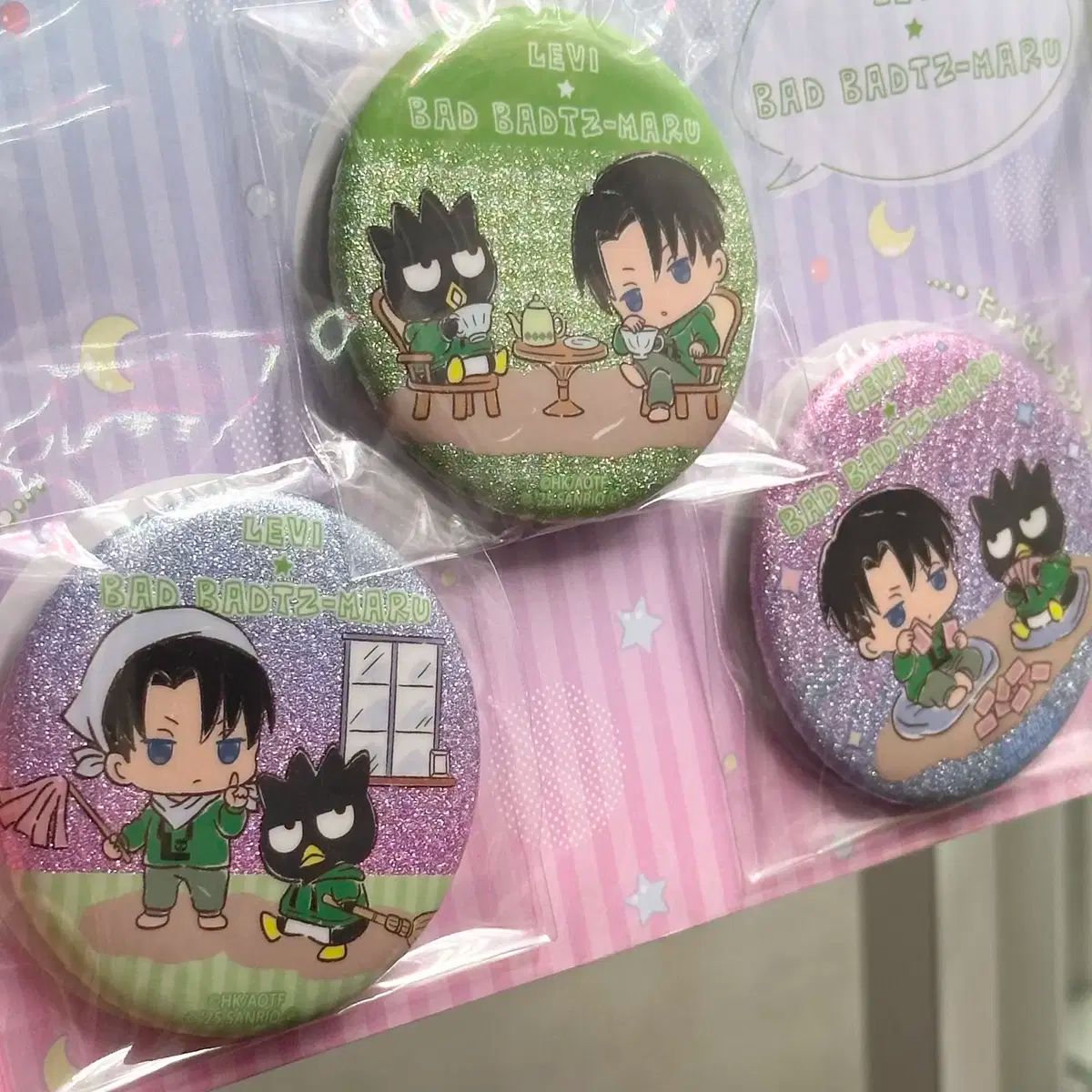 未開封) リヴァイ 缶バッジ セット 進撃の巨人 サンリオ コラボ バッド