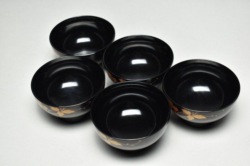 蔵A5063d】特選会津塗 蒔絵花図 吸物椀 汁椀 五客 木箱 - メルカリ