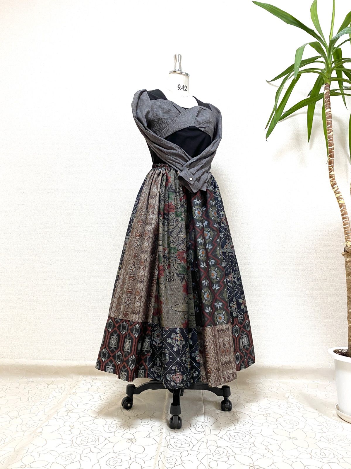 大人 セレブ大島着物スカート大島紬着物リメイクロングスカートフリーサイズ1点物ハンドメイド みNO 5870