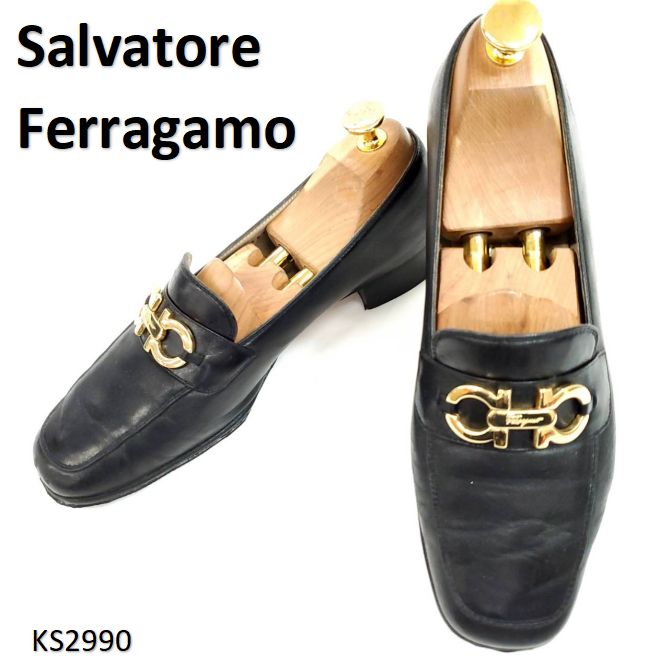 サルヴァトーレフェラガモ ダブルガンチーニ スクエア 本革 レザー