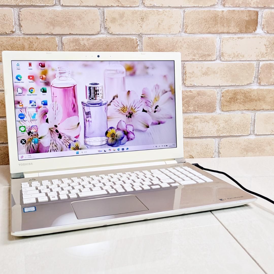 オフィス付☆SSD/i3/メモリ8☆初心者OK！Win11ノートパソコン☆T22