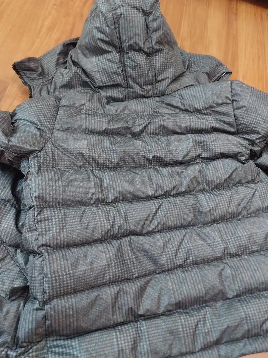 ドルチェ＆ガッバーナ フライト ジュニア ダウン 10 a