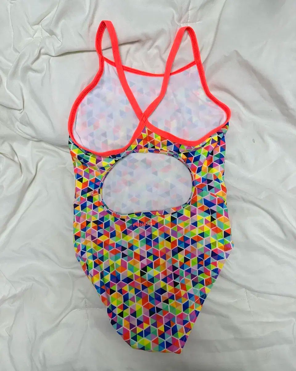 ファンキタ 状態 レグ 水着 ガール 12