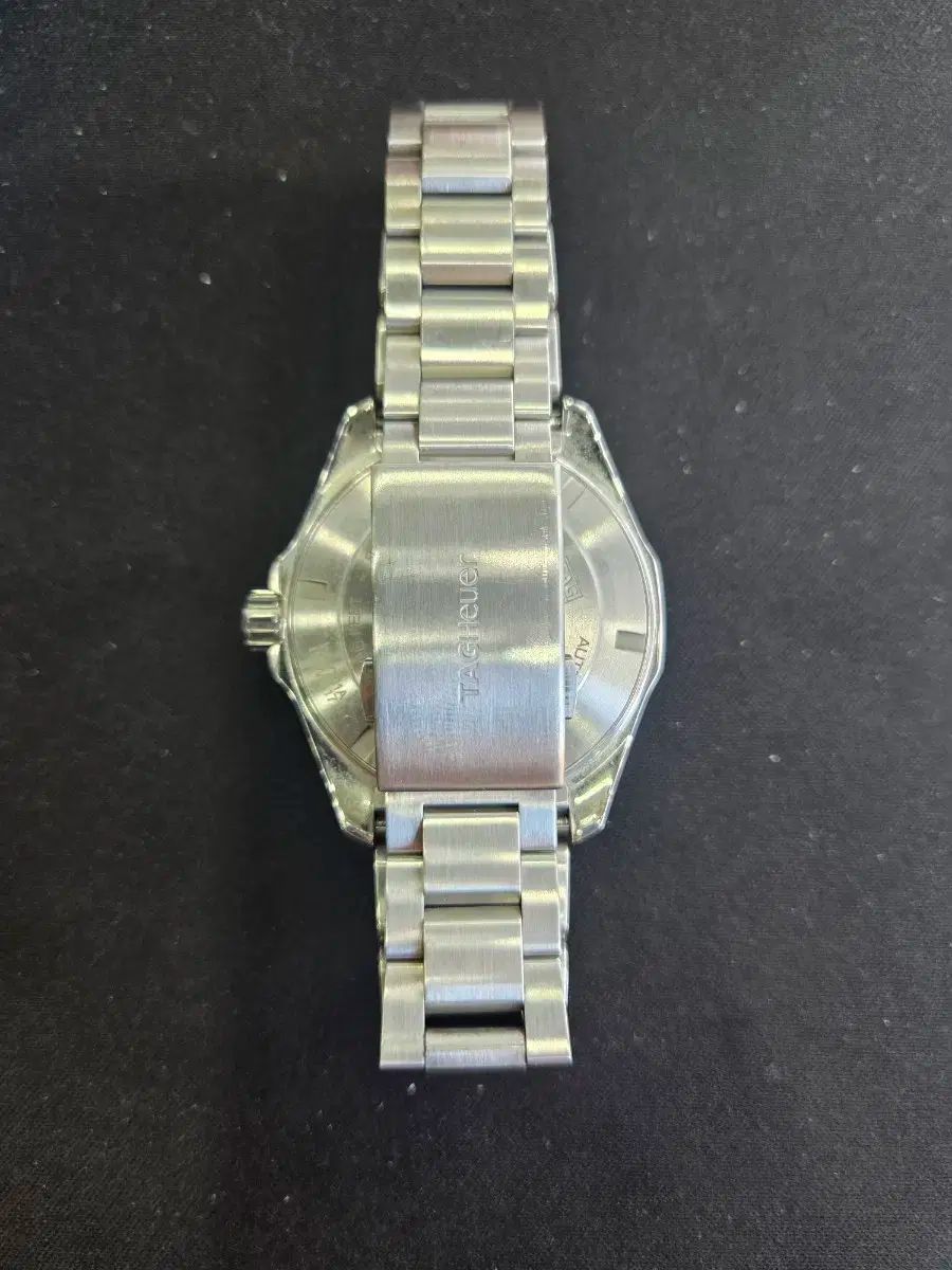 43 mm タグ ホイヤー アクアレーサー キャリバー5 オートマティック 黒文字盤