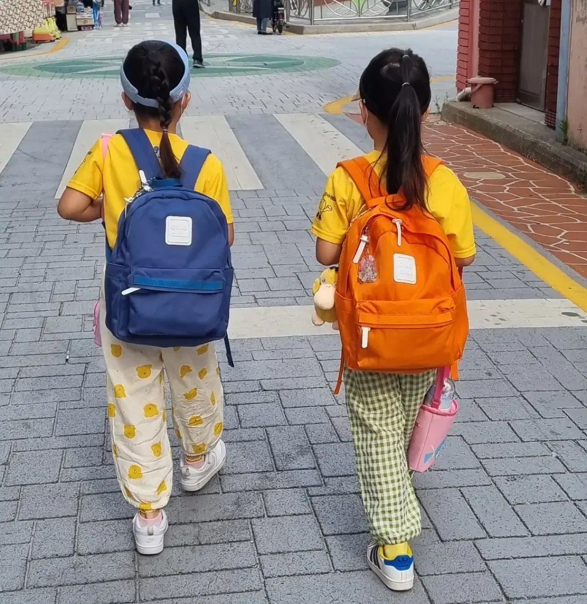 シロKARA オレンジ バックパック m PLUS 小学遠足バッグ