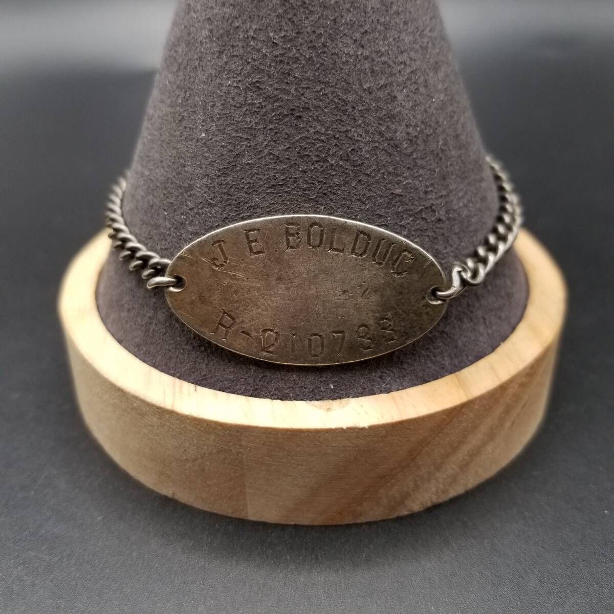 WWII期 Royal Canadian Air Force オーバルプレート ヴィンテージ ブレスレット 925 シルバー 銀 Army ネーム彫金 J E B uc Y 23 M