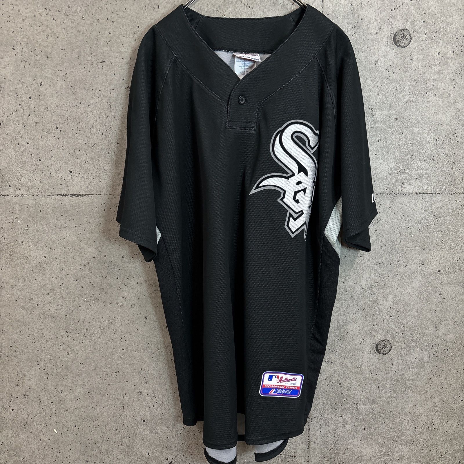 Majestic MLB ホワイトソックス White Sox ユニフォーム シャツ L ブラック USAサイズ ベースボールシャツ メジャーリーグ 野球
