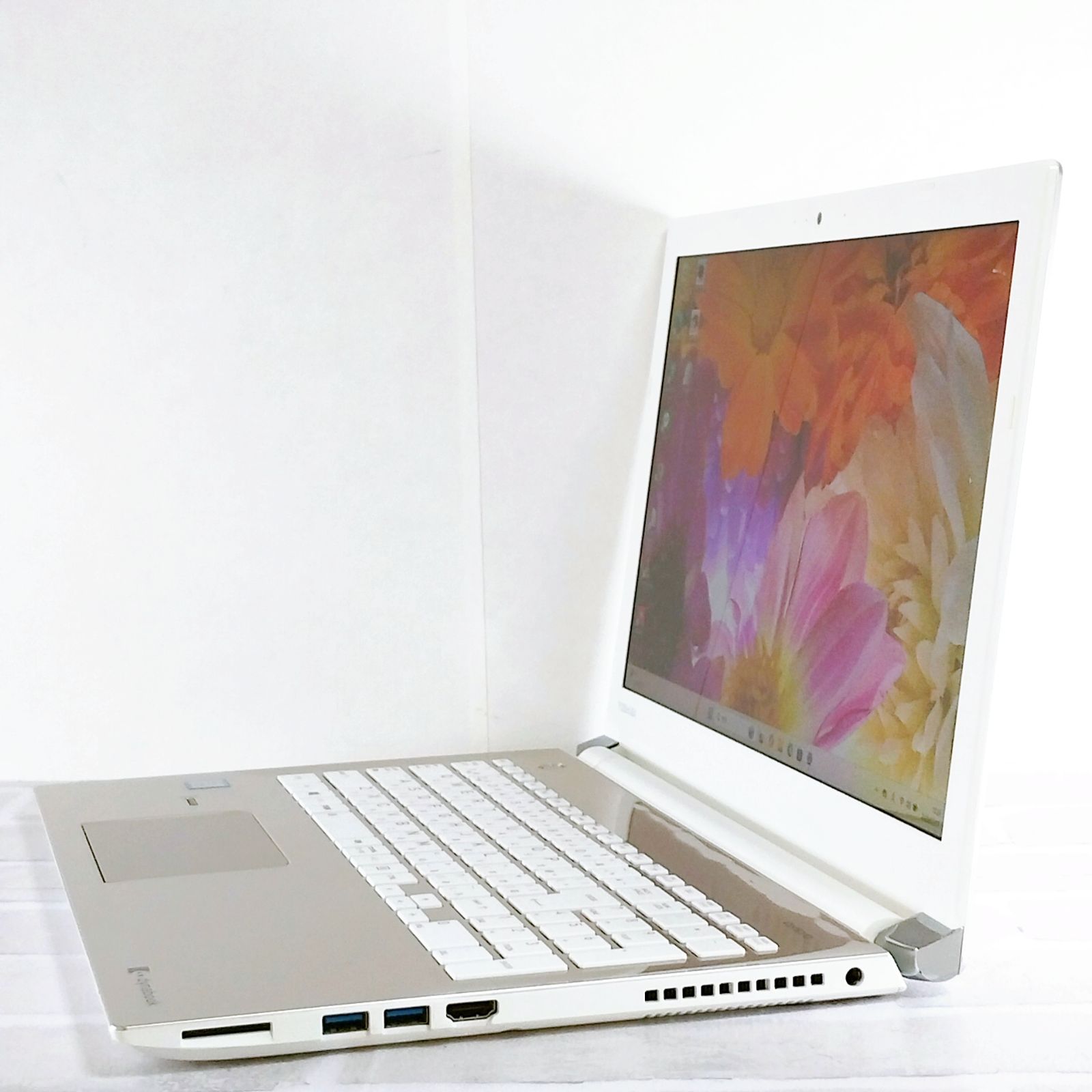 高性能Corei7 たっぷり1TB Blu-ray TOSHIBA dynabook 最新Windows11