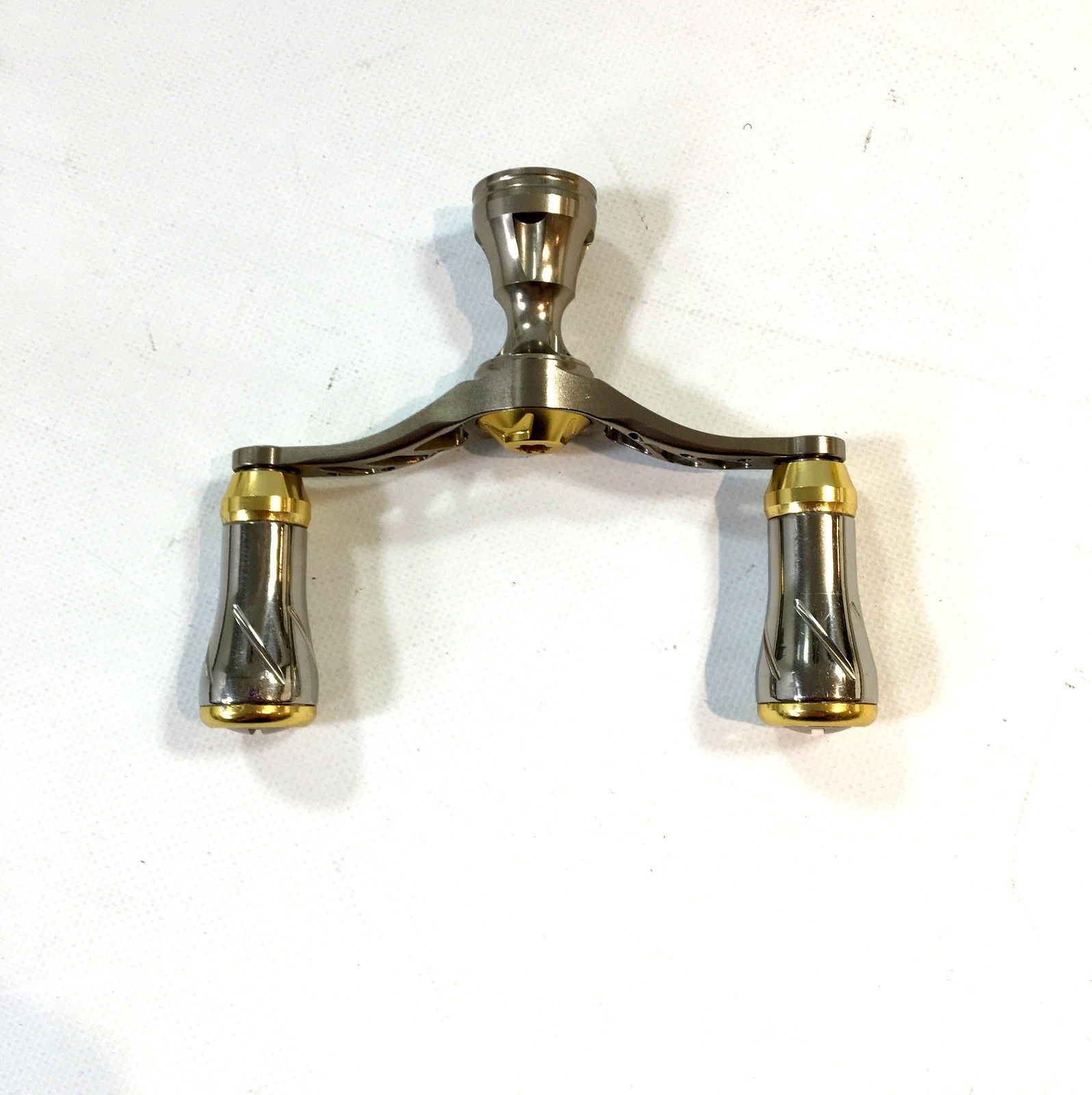 LIVRE リブレ ダブルハンドル ダイワ スピニングリールパーツ リール