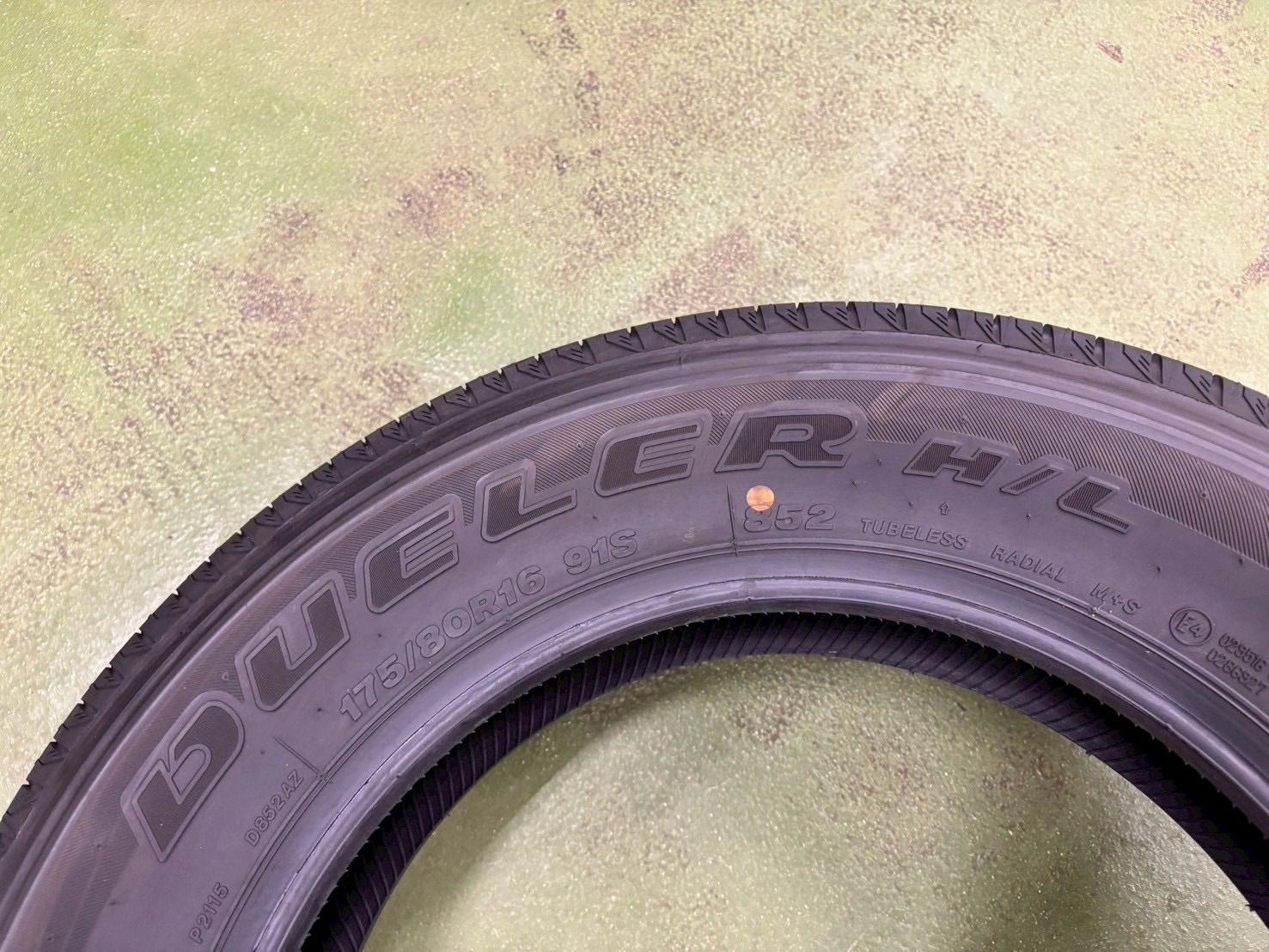 258-158-1 新車外し ジムニー 175/80R16 ブリヂストン BRIDGESTONE