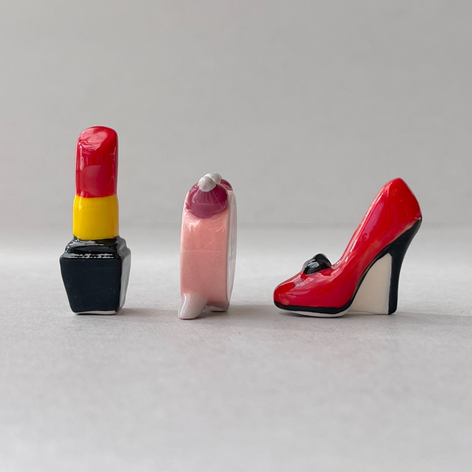 フェーヴ ハローキティのファッション 7個 2021年 フランス フェーブ