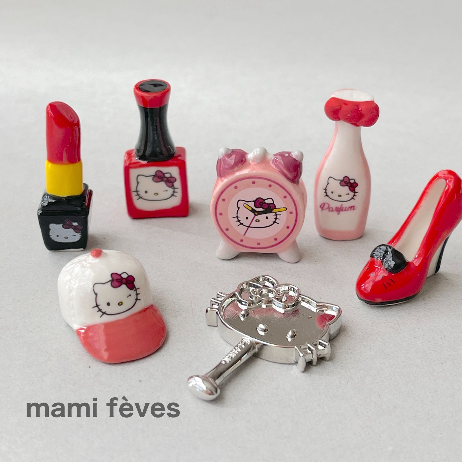 フェーヴ ハローキティのファッション 7個 2021年 フランス フェーブ