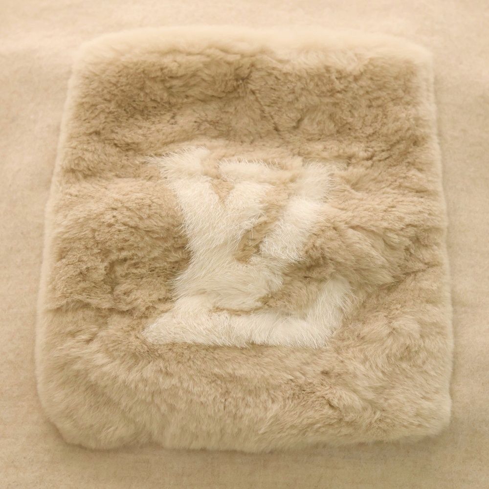 LOUIS VUITTON ルイヴィトン LVブ モノグラム柄 カシミヤ ミンクファーポケット フリンジ マフラー ベージュ M 97420