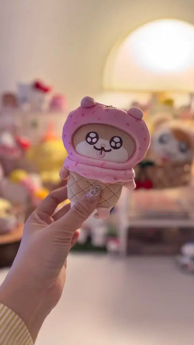 クソハムちゃん アイスクリーム ピンク ブラウン ぬいぐるみ