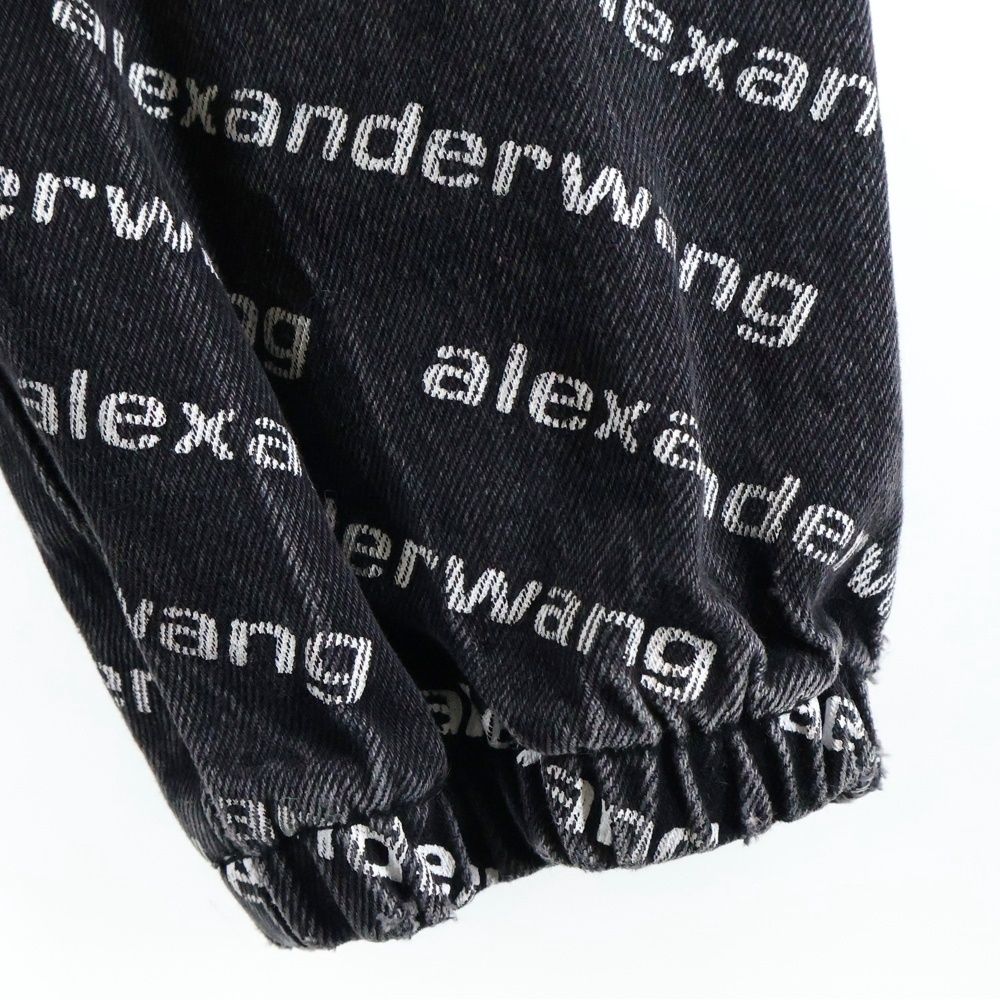 ALEXANDER WANG (アレキサンダーワン) ロゴ総柄 ジョガーデニムパンツ