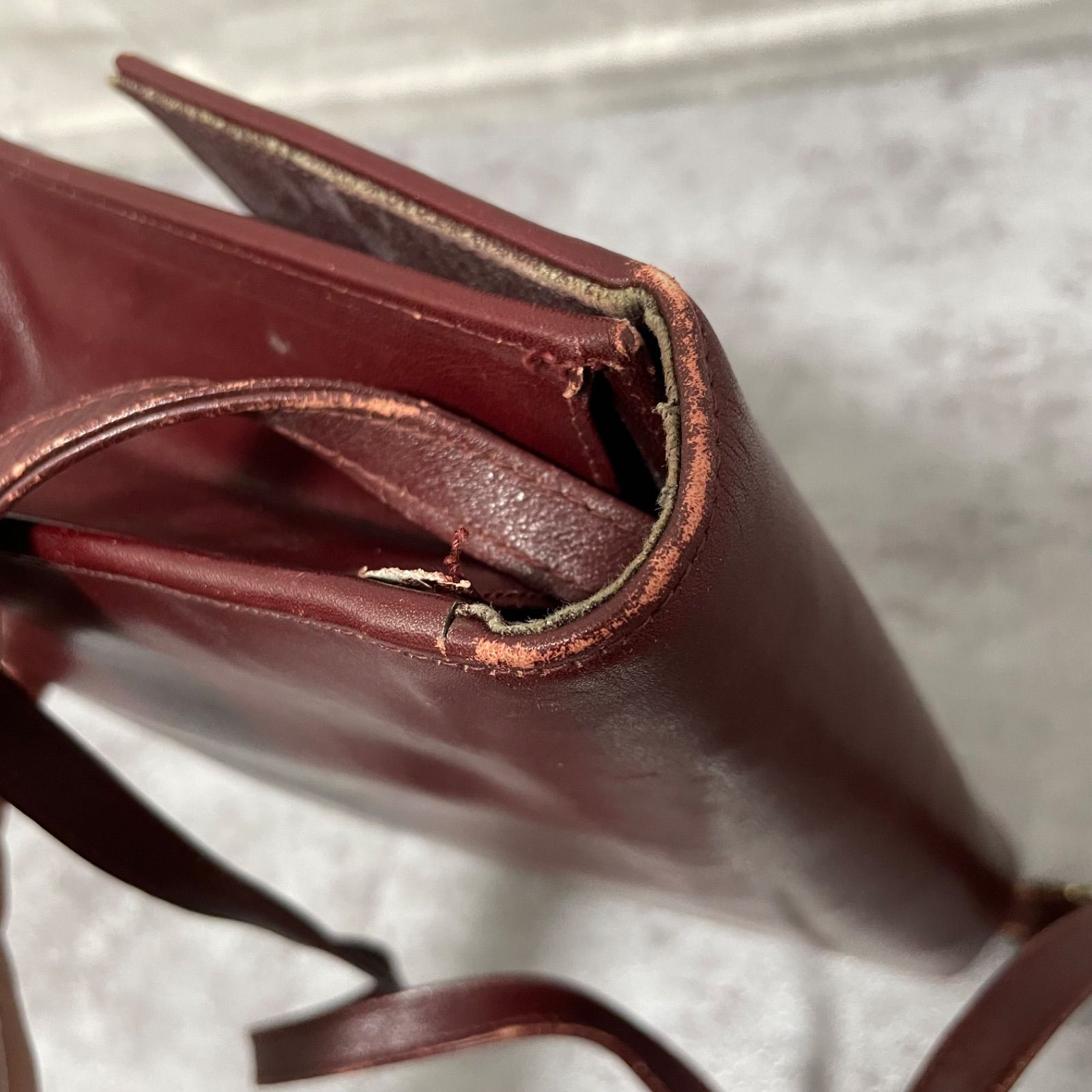 GIVENCHY　ワインレッド セカンドバッグ　クラッチバッグ GIVENCHY ワインレッド セカンドバッグ クラッチバッグ