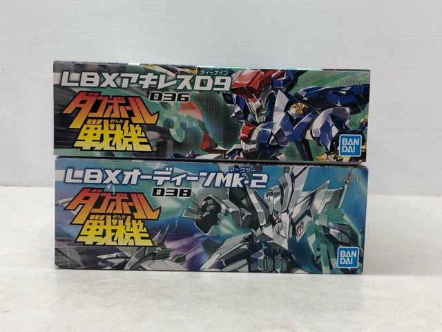 未組立☆ダンボール戦機 LBX アキレスD9 & オ-ディ-ンMK-2 プラモデル