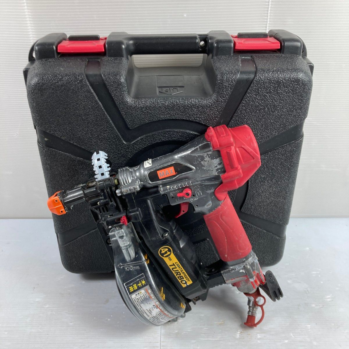 ＊＊MAX マックス 高圧ねじ打ち機 ターボドライバ 25~41 mm ケース付 HV-R 41 G 3 レッド