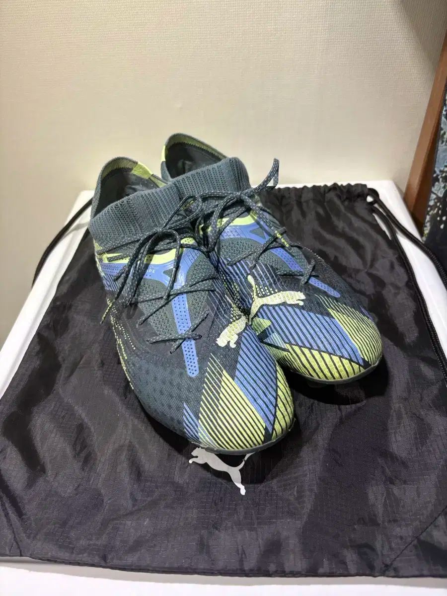 プーマ Hello Future 7 FG 265