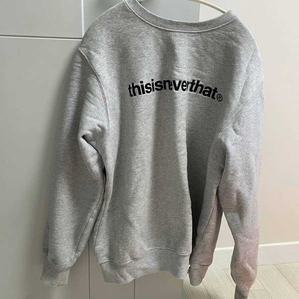 thisisneverthat(ディスイズネバーザット) 起毛 スウェット グレーs