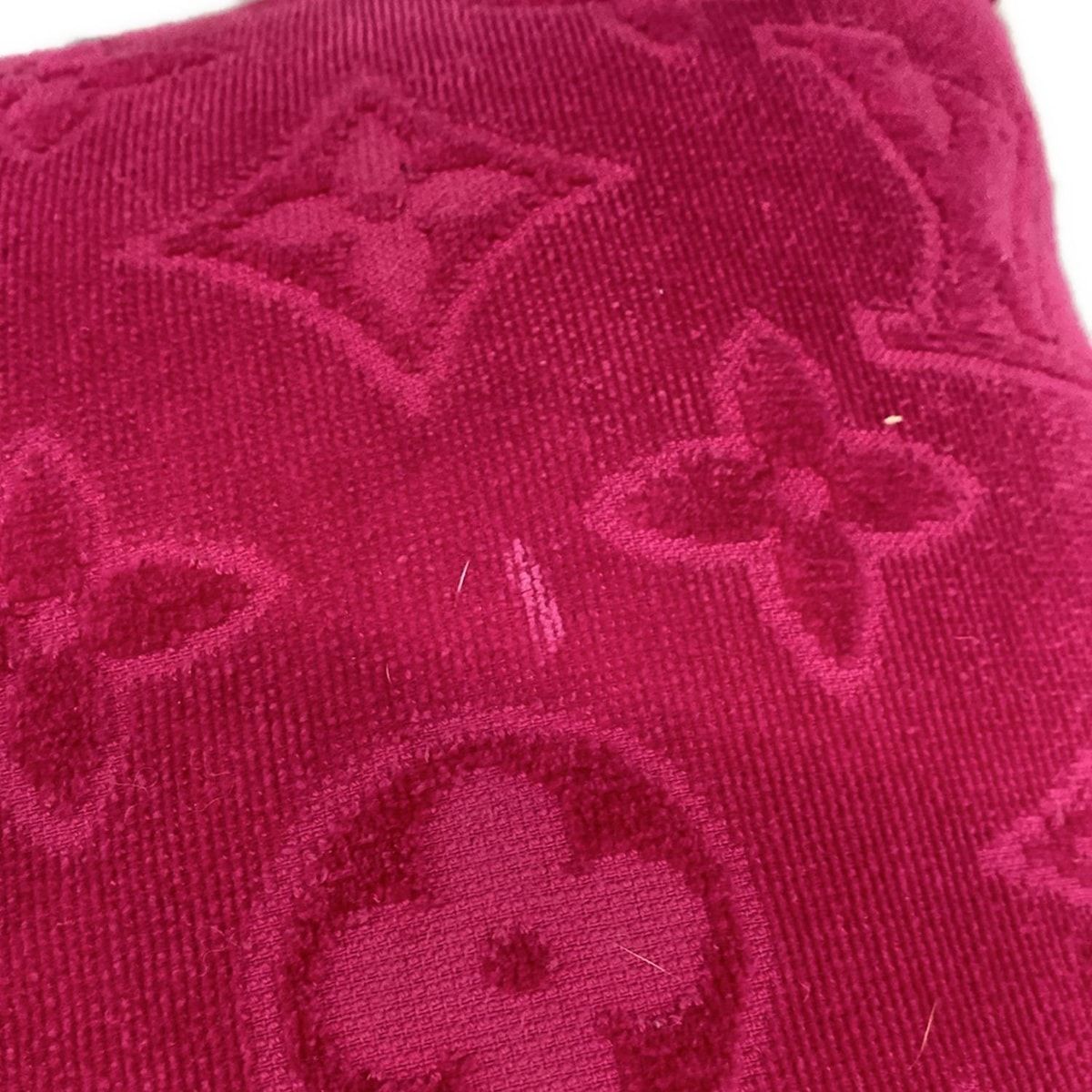 LOUIS VUITTON(ルイヴィトン) 小物 クッサンLVバケーション クッション