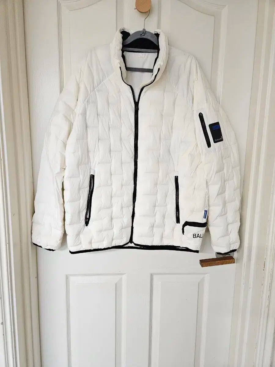 KOLONSPORT ゴールデンベア ダックファイバー ゴルフアウター