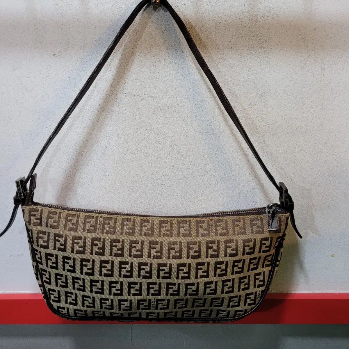 正規品 FENDI フェンディ FF ズッカ マンマバケット ミニバック - メルカリ