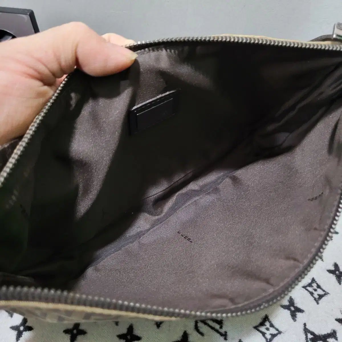 FENDI フェンディ