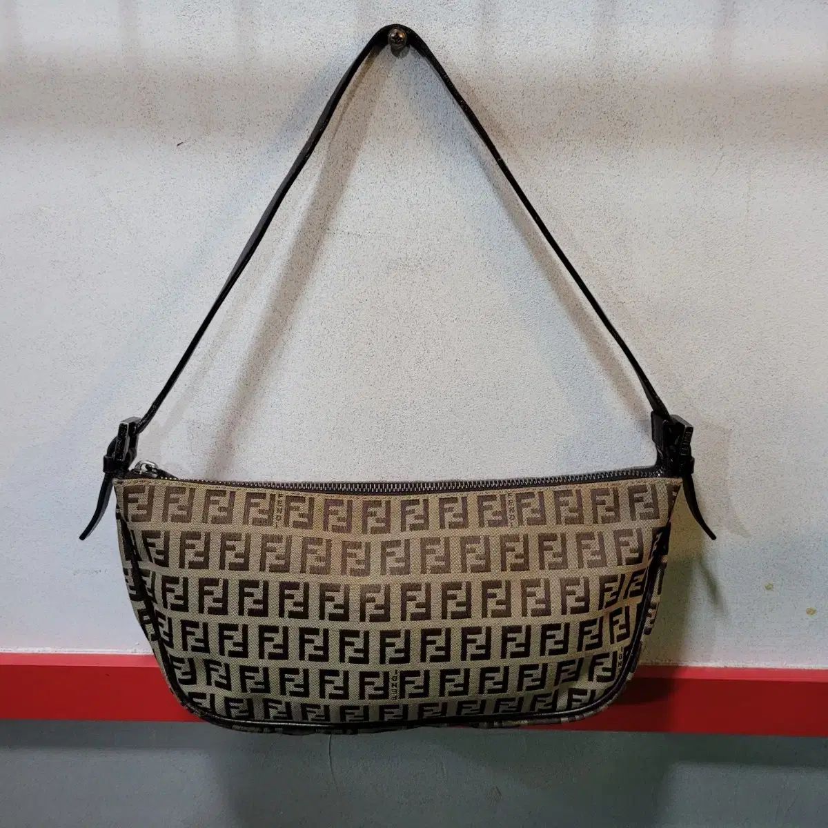 FENDI フェンディ FF ズッカ マンマバケット ミニバック