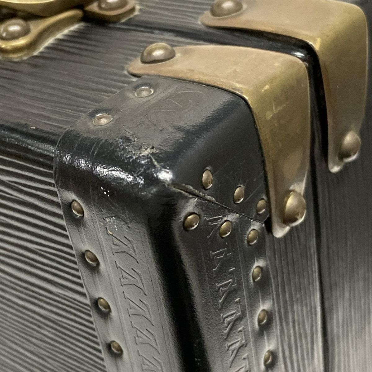 LOUIS VUITTON(ルイヴィトン) アタッシュケース エピ プレジデント