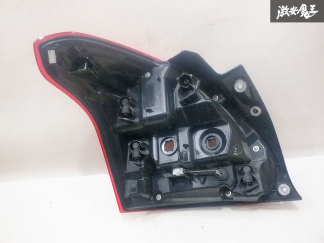 ☆点灯OK☆ スズキ 純正 ZC33S スイフトスポーツ LED テールランプ