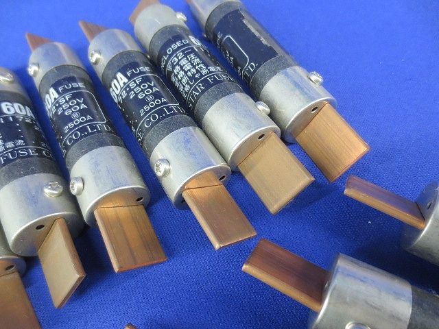  刃型筒形ヒューズ 入 60 A 電設資材 材料 資材