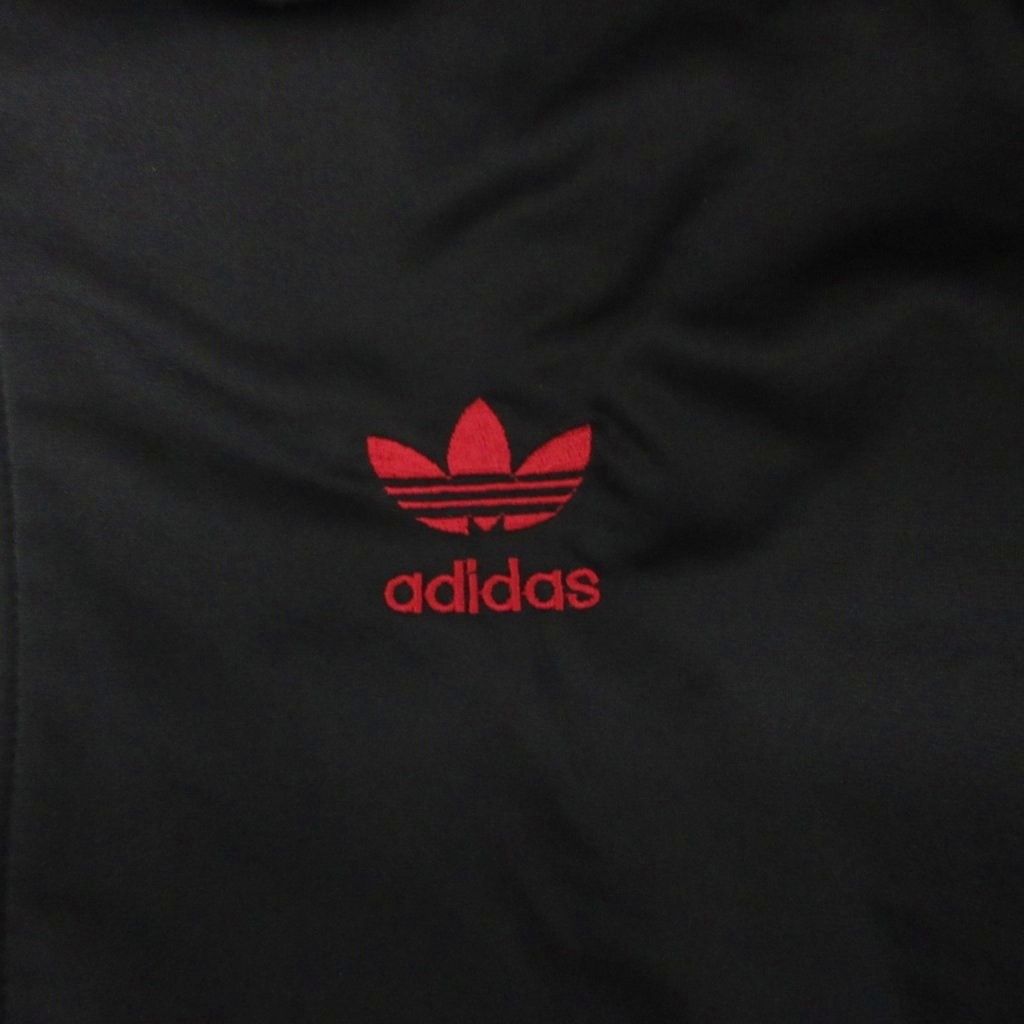 adidas アディダス　80s　ヴィンテージ　黒×赤　トラックジャケット アディダス adidas 80s ヴィンテージ 古着 トラックジャケット