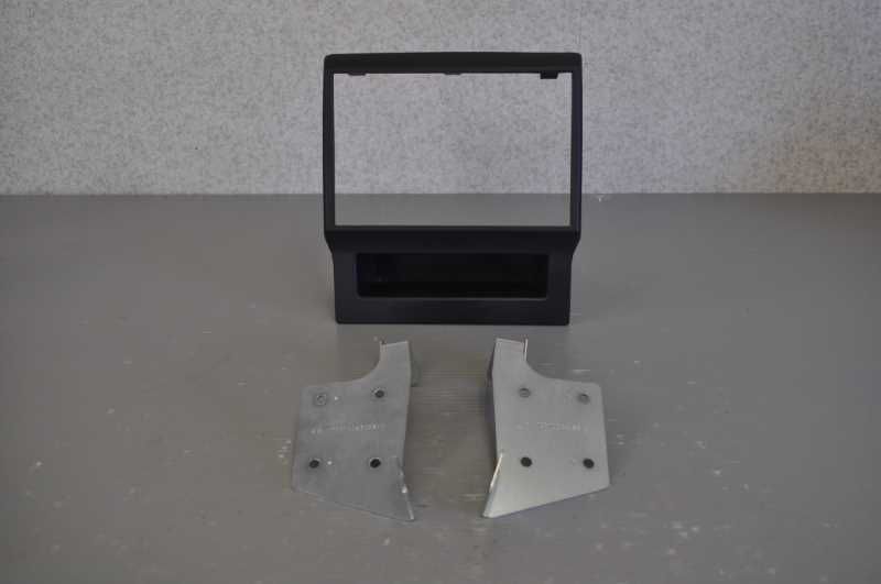 セレナ ハイウェイスター 後期 CNC 25 C 社外 破損無 ! 8インチ用 オーディオパネル センターパネル ステー付 s 021340 B