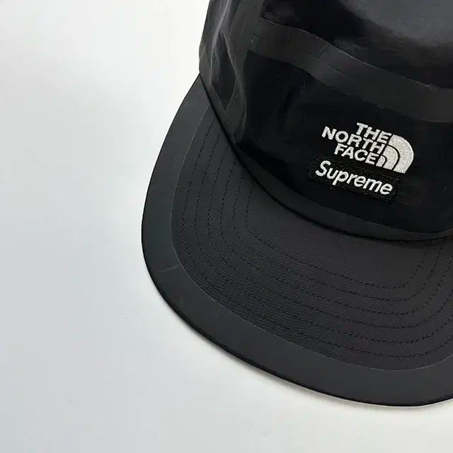 SUPREME x THE NORTH FACE シュプリーム ノースフェイス サミット