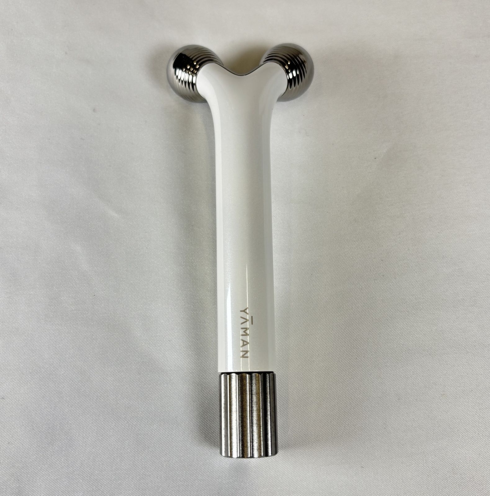 YAMAN ヤーマン WAVYmini 家庭用美容器 EP-16W - メルカリ