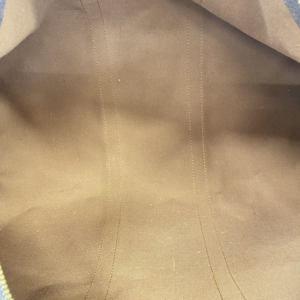 ボストンバッグ