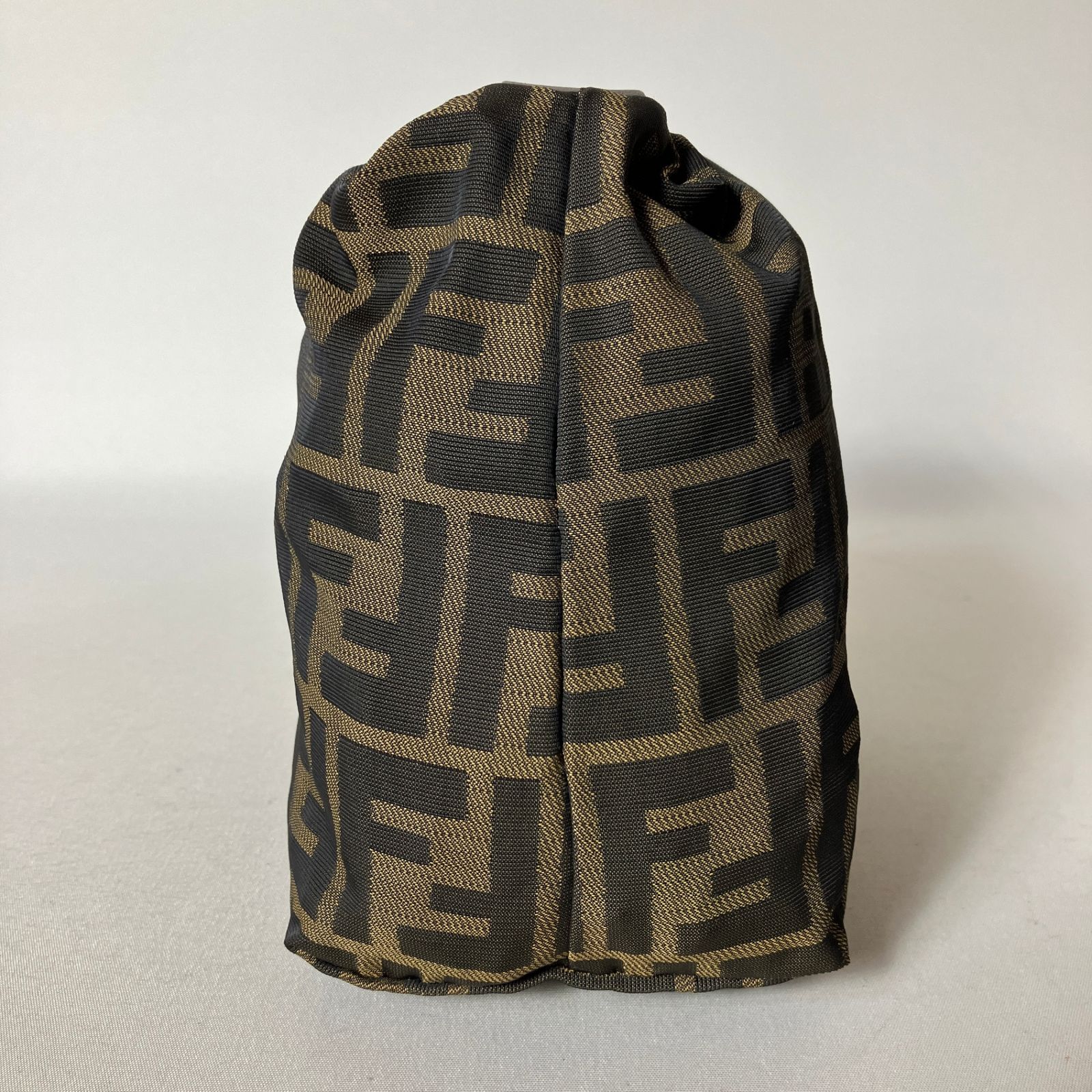 2511-40| |フェンディ マルチポーチ ダークブラウン ズッカ柄