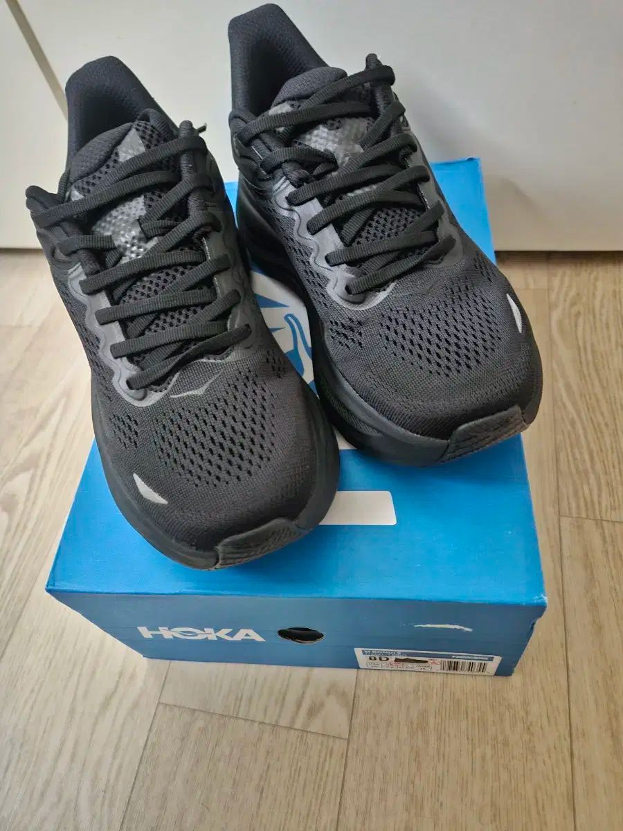 ホカオネオネ ボンダイ9