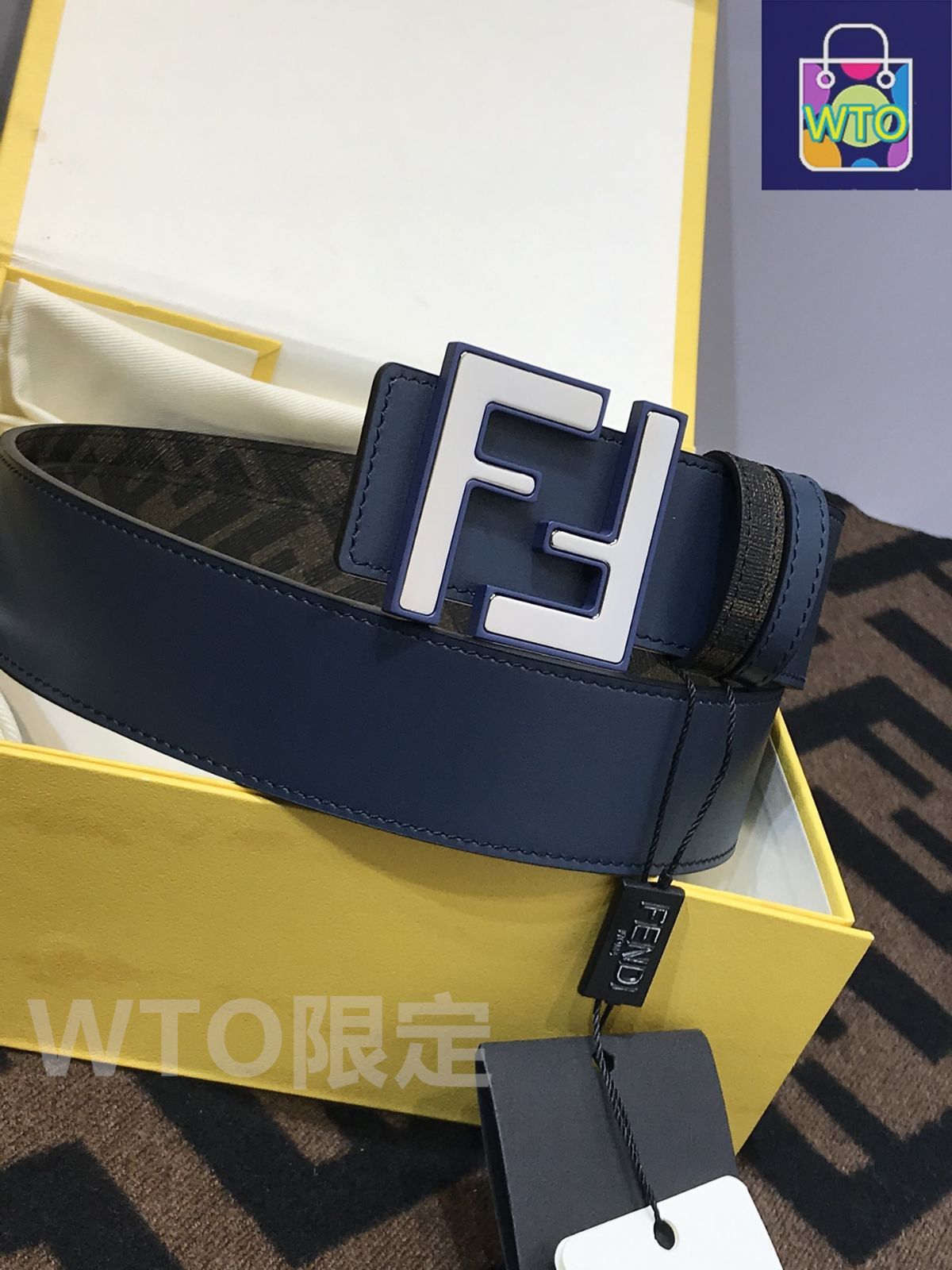 今日特価】Fendi SIGNATURE 38MM ダブルカラーリベットベルト - メルカリ