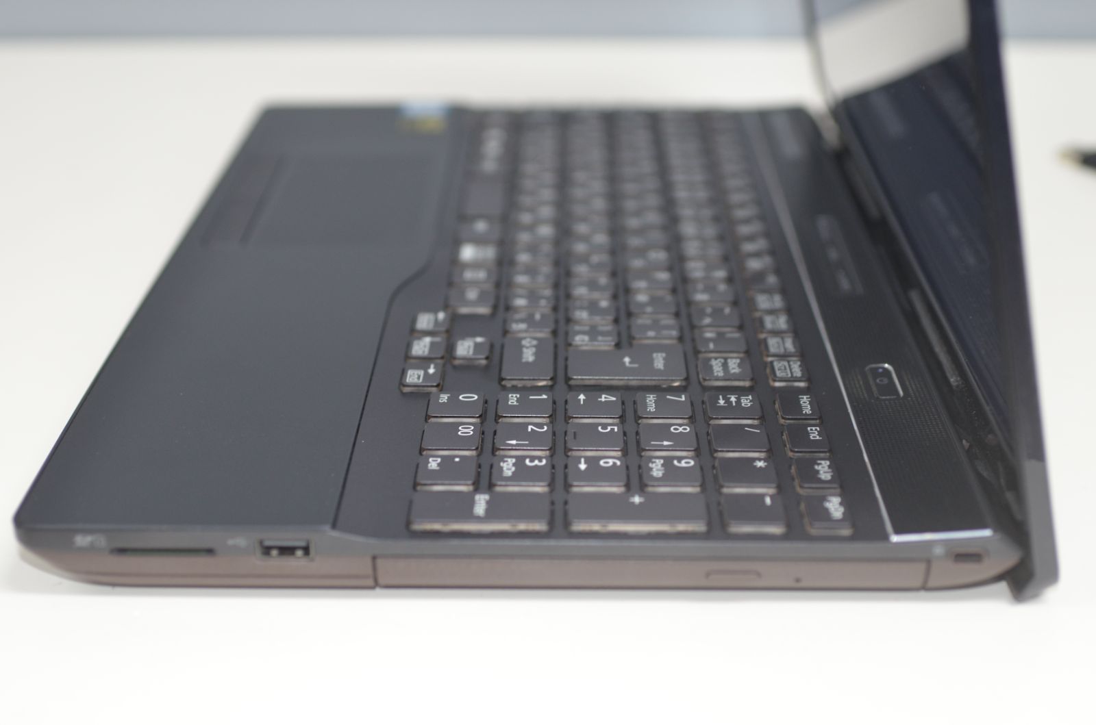 中古良品ノートパソコン 富士通 AH55/D1 Windows11+office 爆速