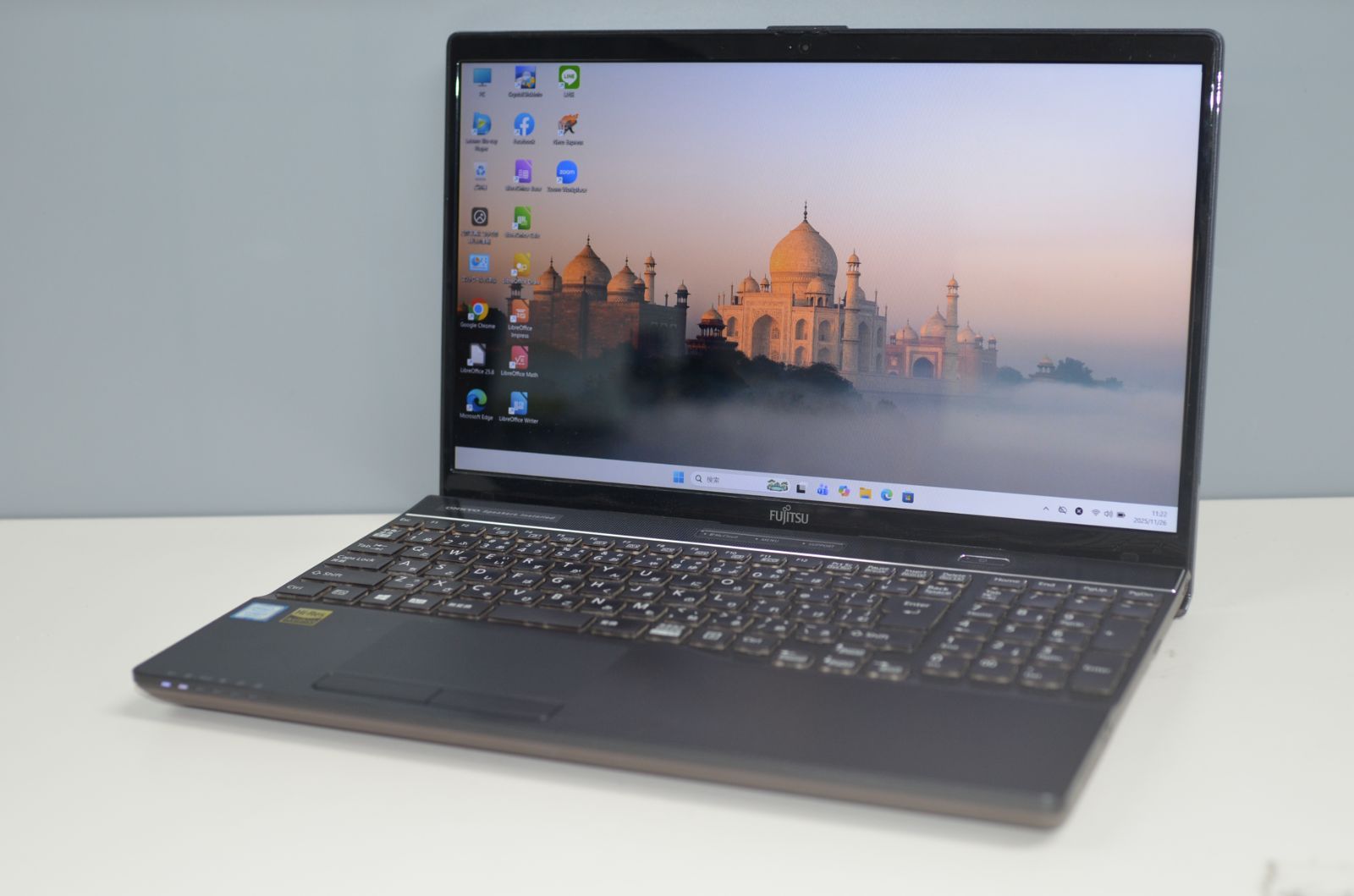 中古良品ノートパソコン 富士通 AH55/D1 Windows11+office 爆速