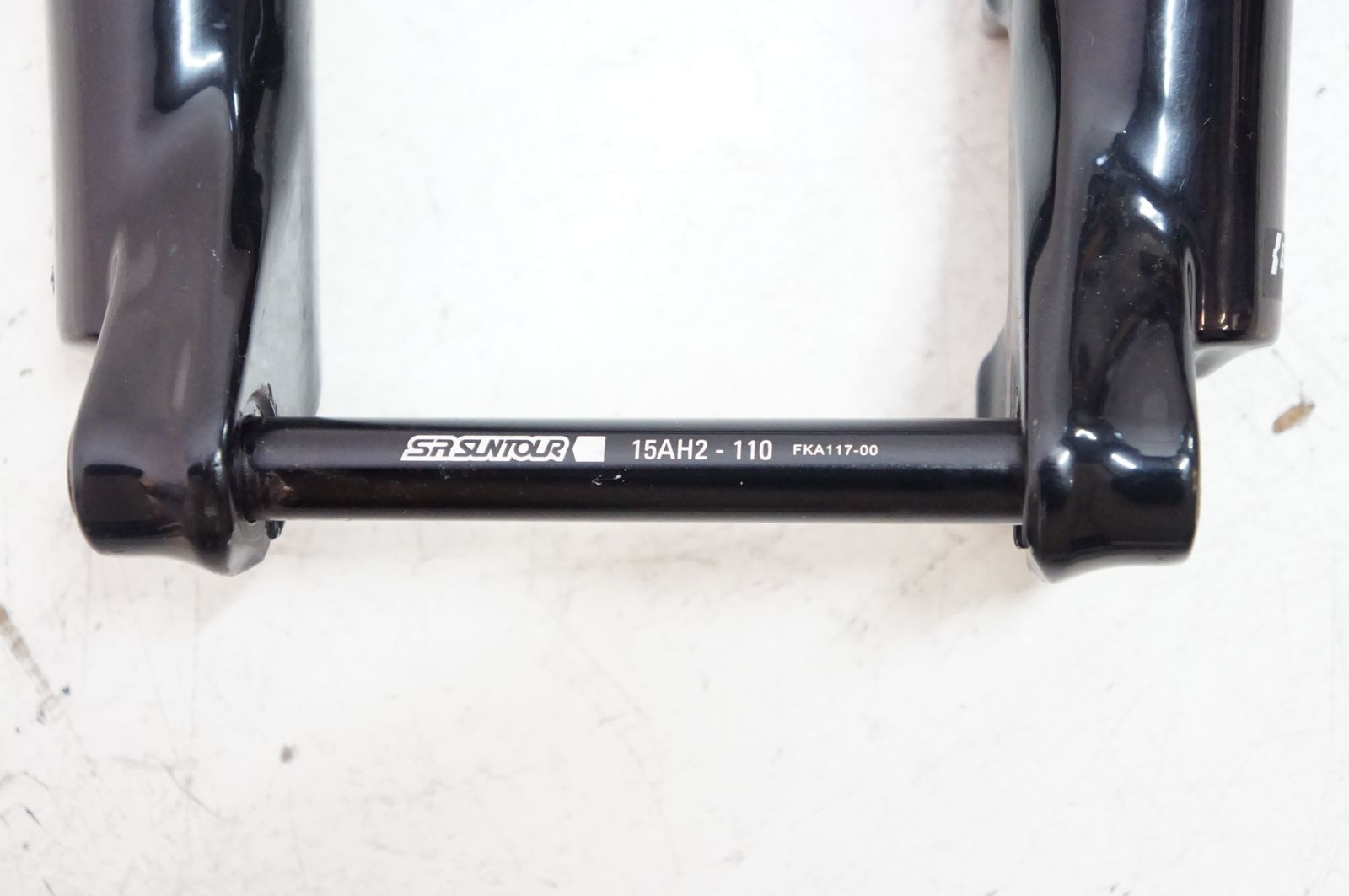 SR SR SUNTOUR 「エスアールサンツアー」 XCM34 BOOST 29インチ