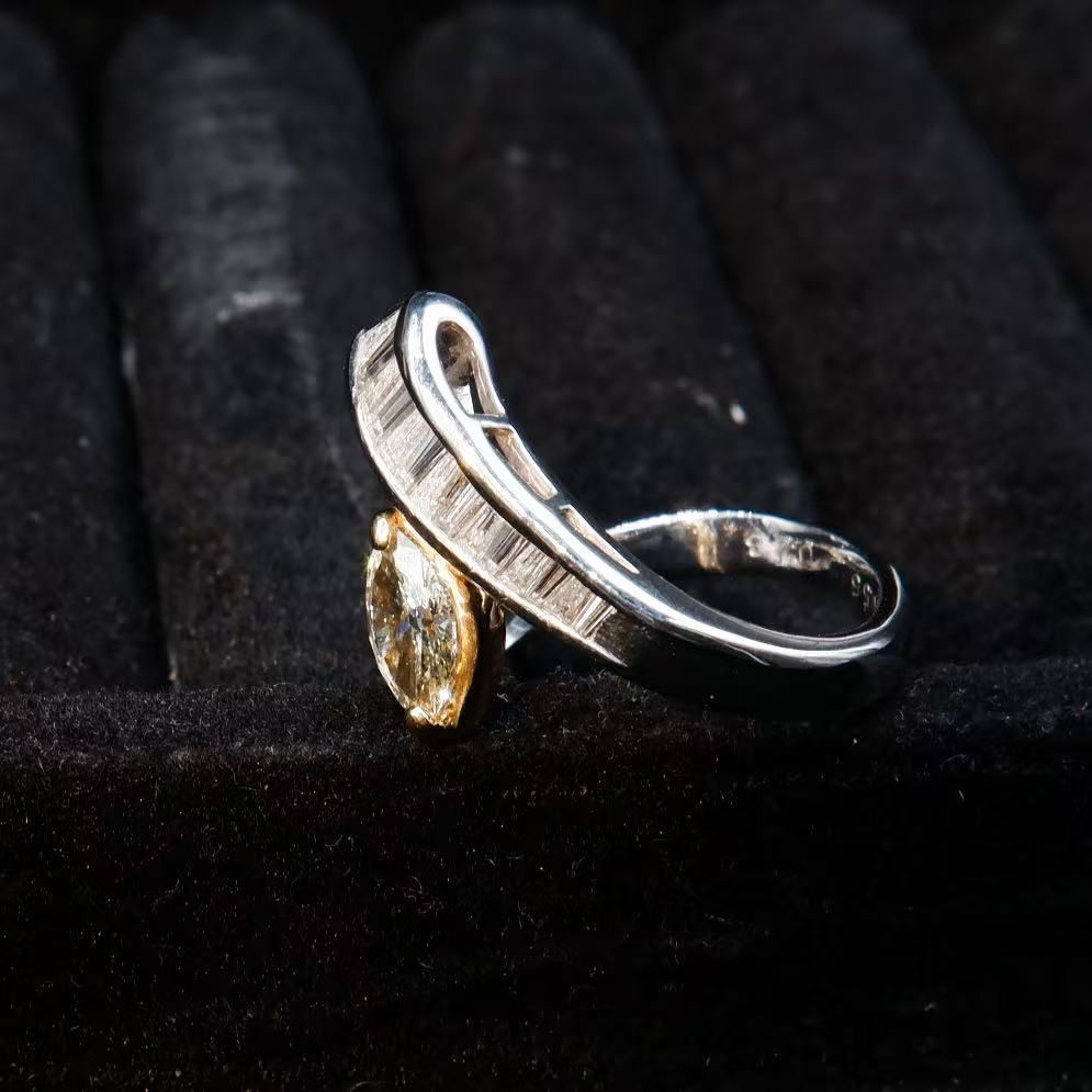 ダイヤモンド0.48 ct 0.55 リング 12号 K 18 PT 900 -X 9446