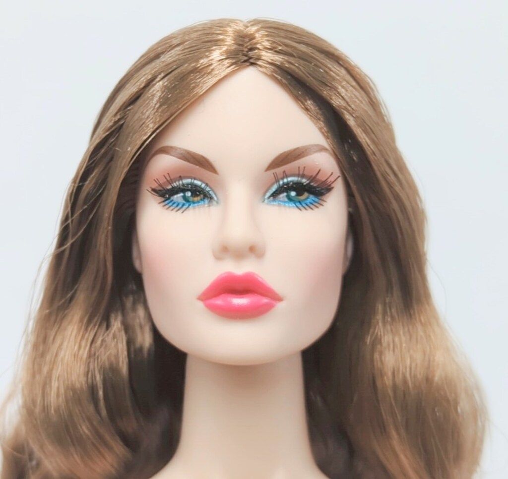 Integrity Toys NU.Face Rayna Ahmadi Eye Candy