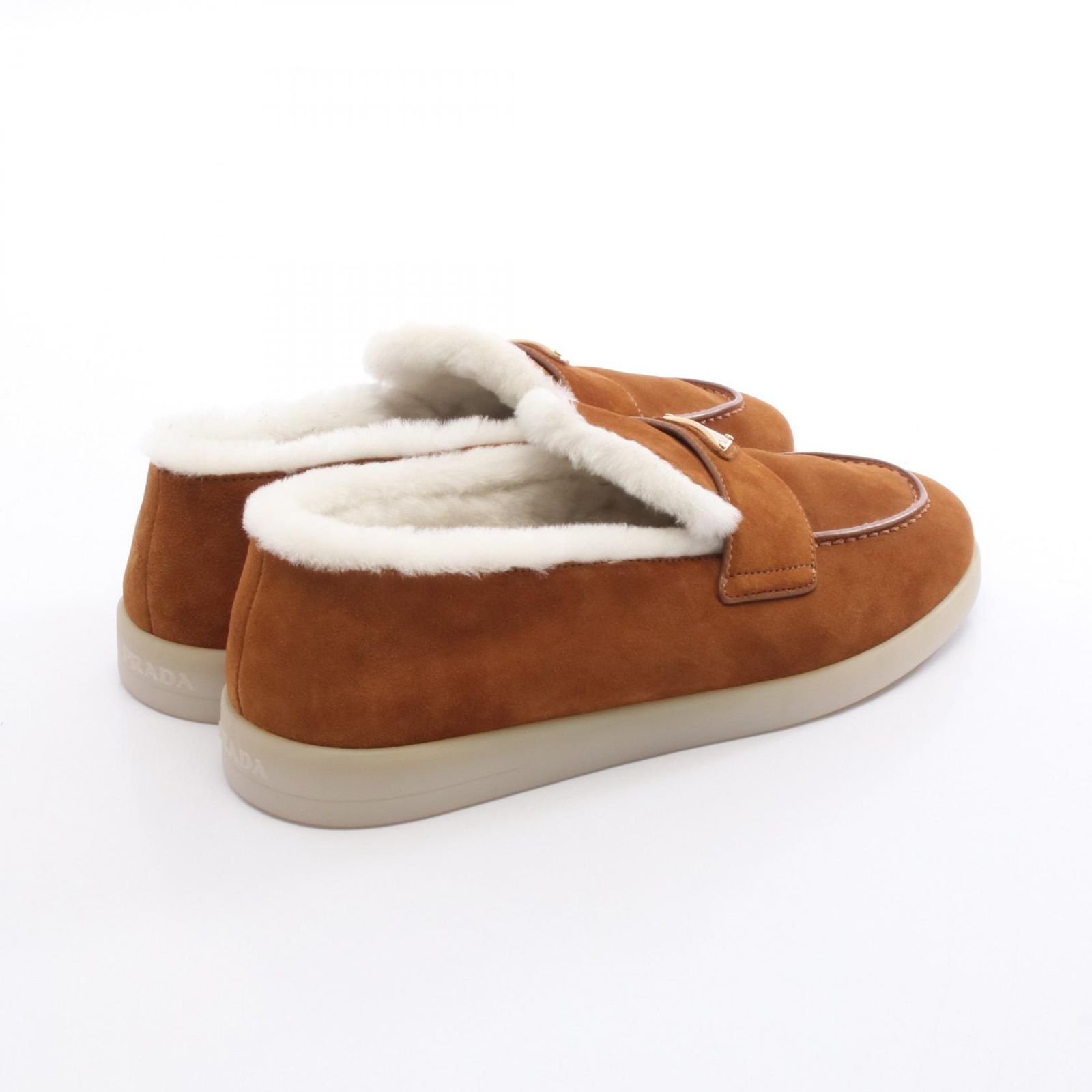 プラダ PRADA ローファー トライアングルロゴ ムートン スエードシアリングローファー レディース