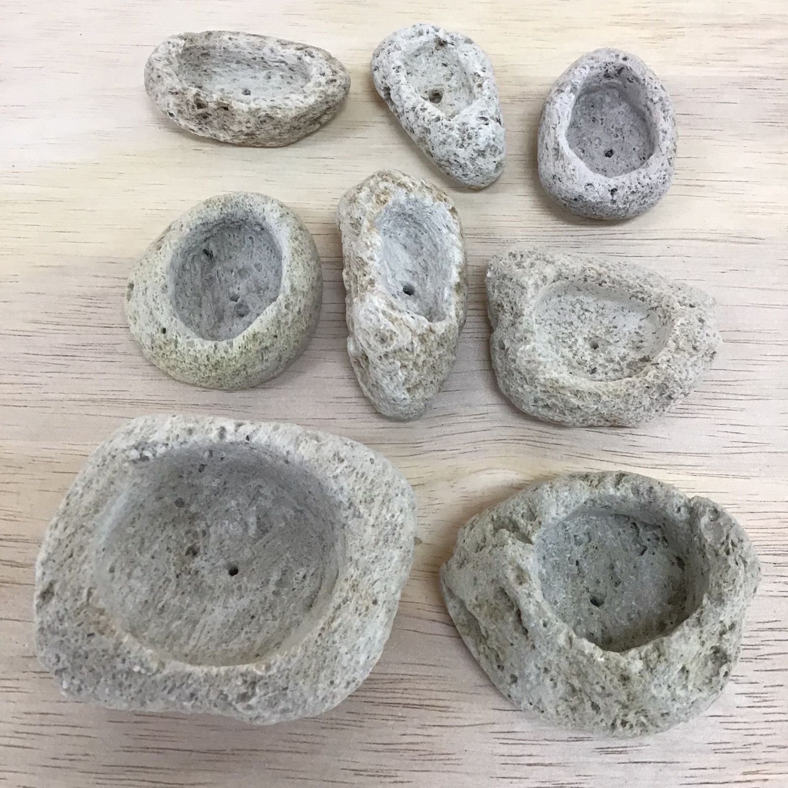 軽石 鉢 8個セット 自然形状 大量につき，大安売り 激安お買い得 お試しセット｜アイテラスの軽石鉢 8点セット｜軽量＆通気性抜群｜観葉