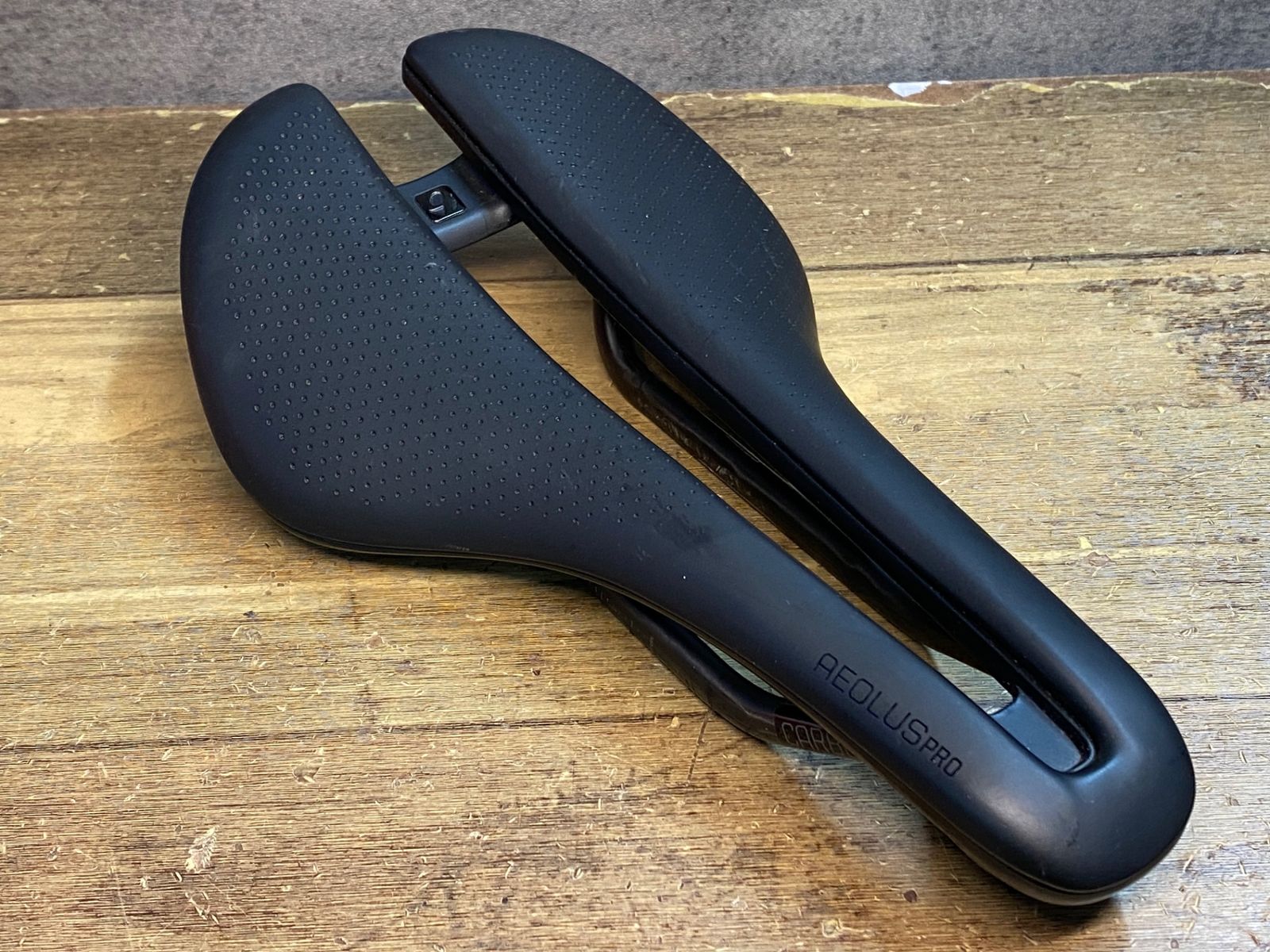 JO410 ボントレガー BONTRAGER AEOLUS PRO カーボンレール サドル