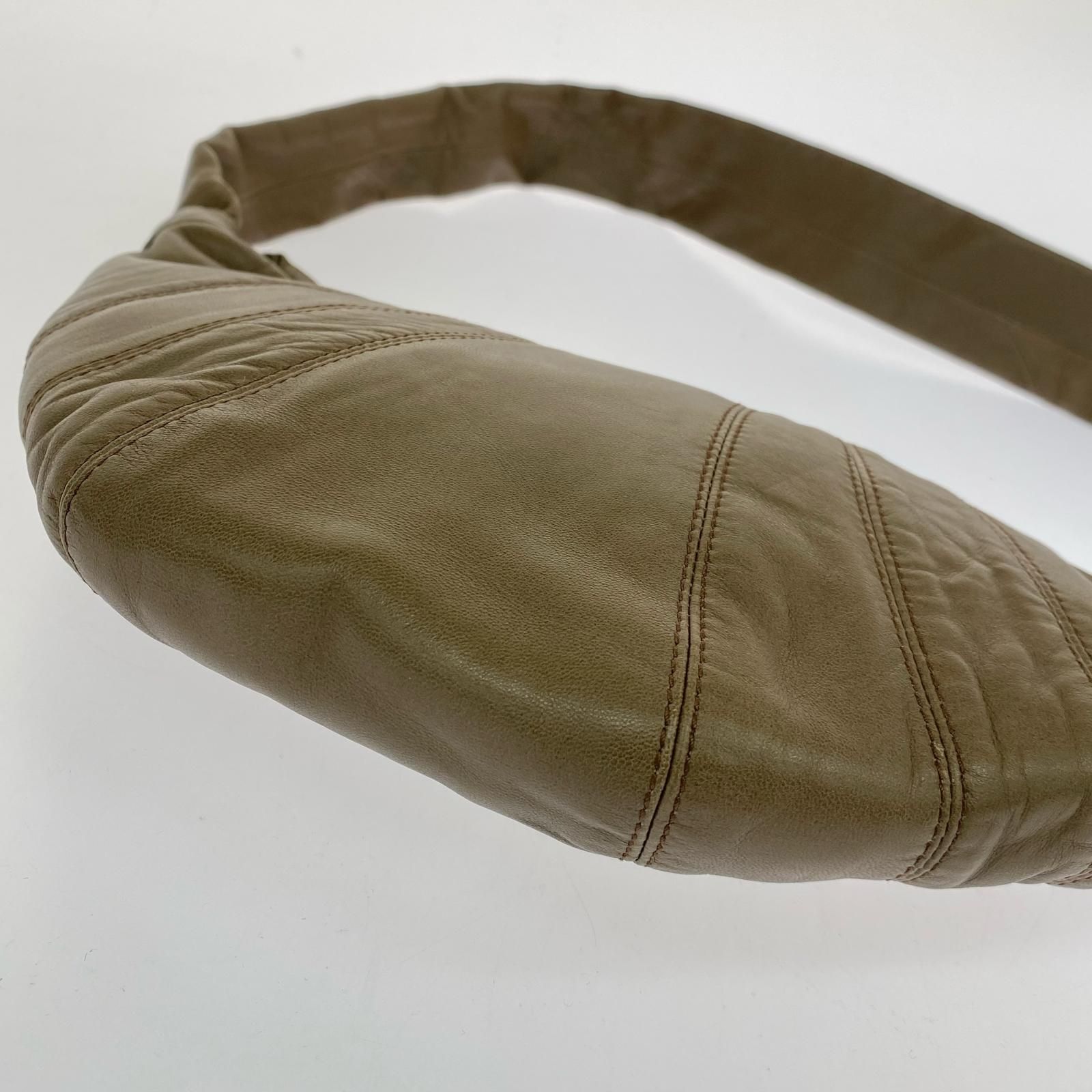 クロワッサンバッグ